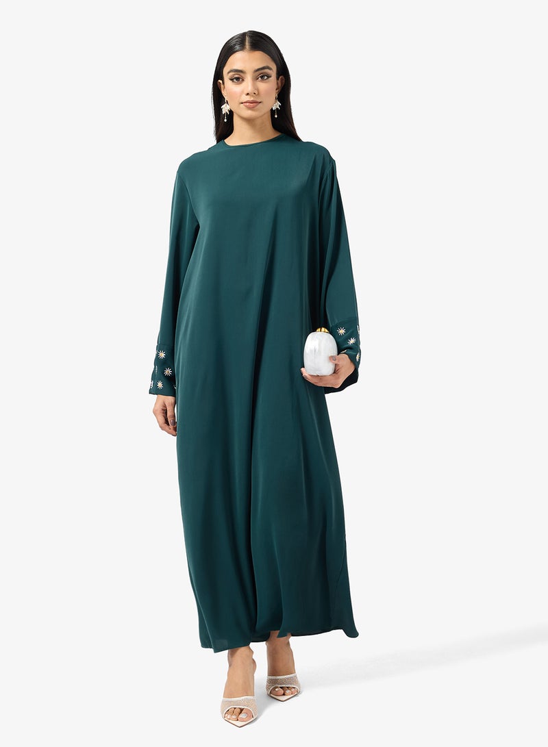 Khizana Abaya With Embroidered Sleeves - Image 1